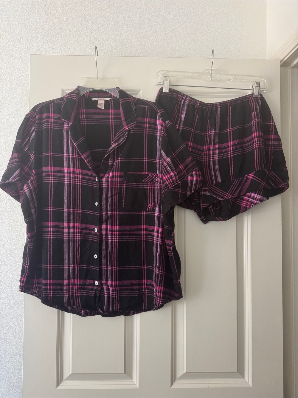 Victoria’s Secret Black & Pink Plaid Short Pajama Set - size L